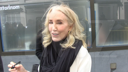 040826 felicity huffman kal