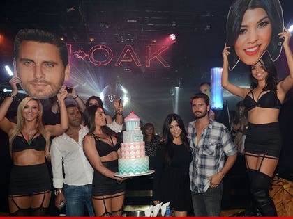 0419-kourtney-kardashian-birthday-1OAK-GETTY-01