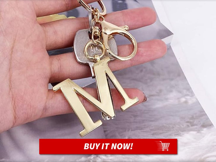 LAXPICOL-Letter-Keychain-MAIN