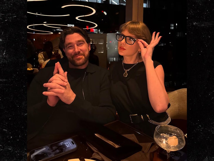 Travis Kelce Taylor Swift Svify Instagram 2