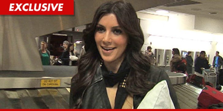 Kim Kardashian Sued -- Caught Up in Hairy Mess :: 1031-kim-kardashian-ex-tmz-5