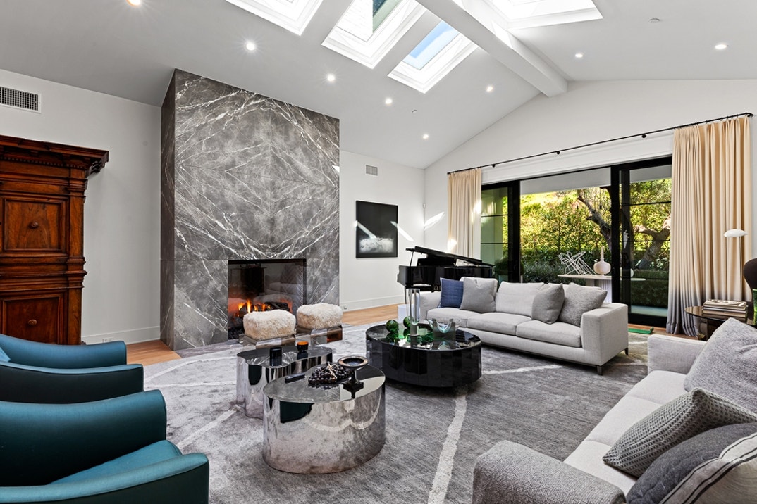 Lori Loughlin & Mossimo Home 7