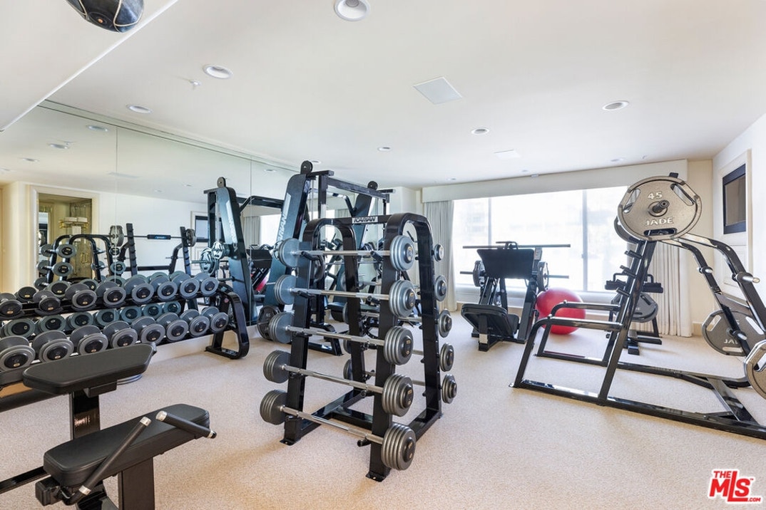 Dr Dre Beach House 8