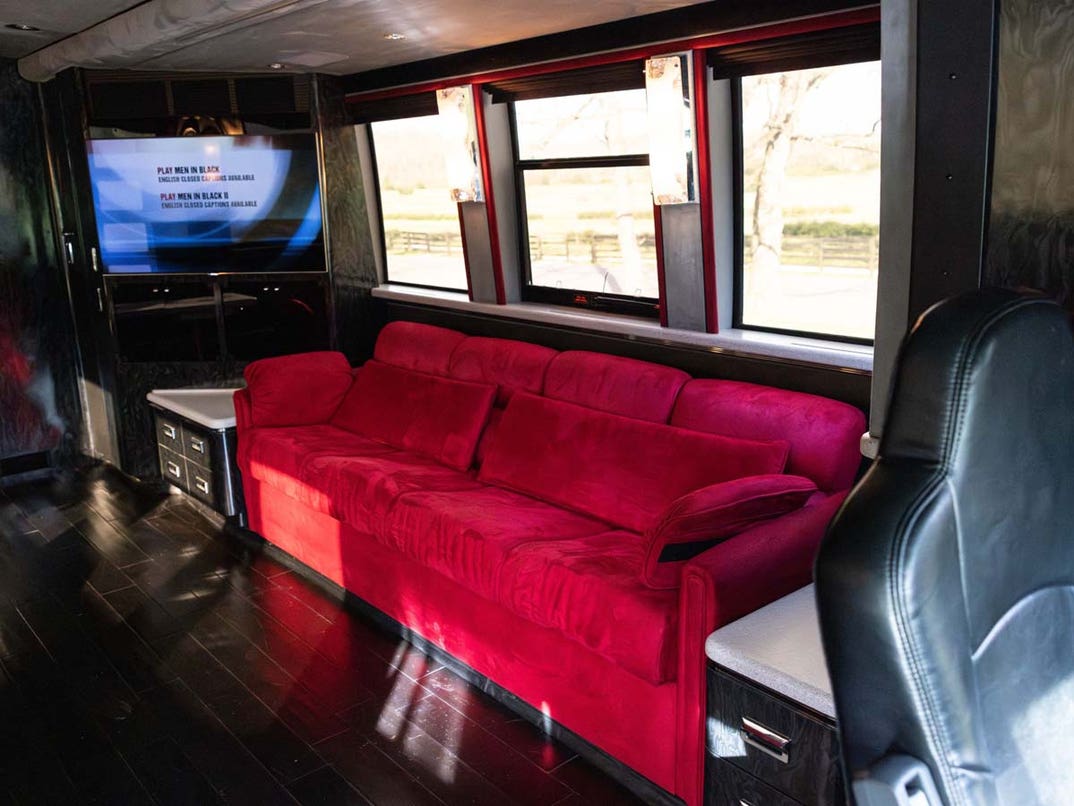 1998_prevost_marathon-xl_105-03209-scaled