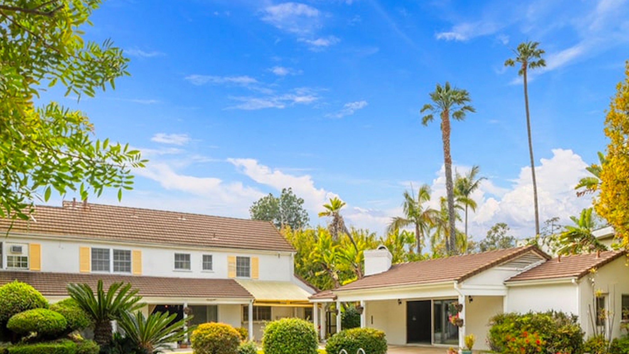 Betty White's Los Angeles Home Up For Sale