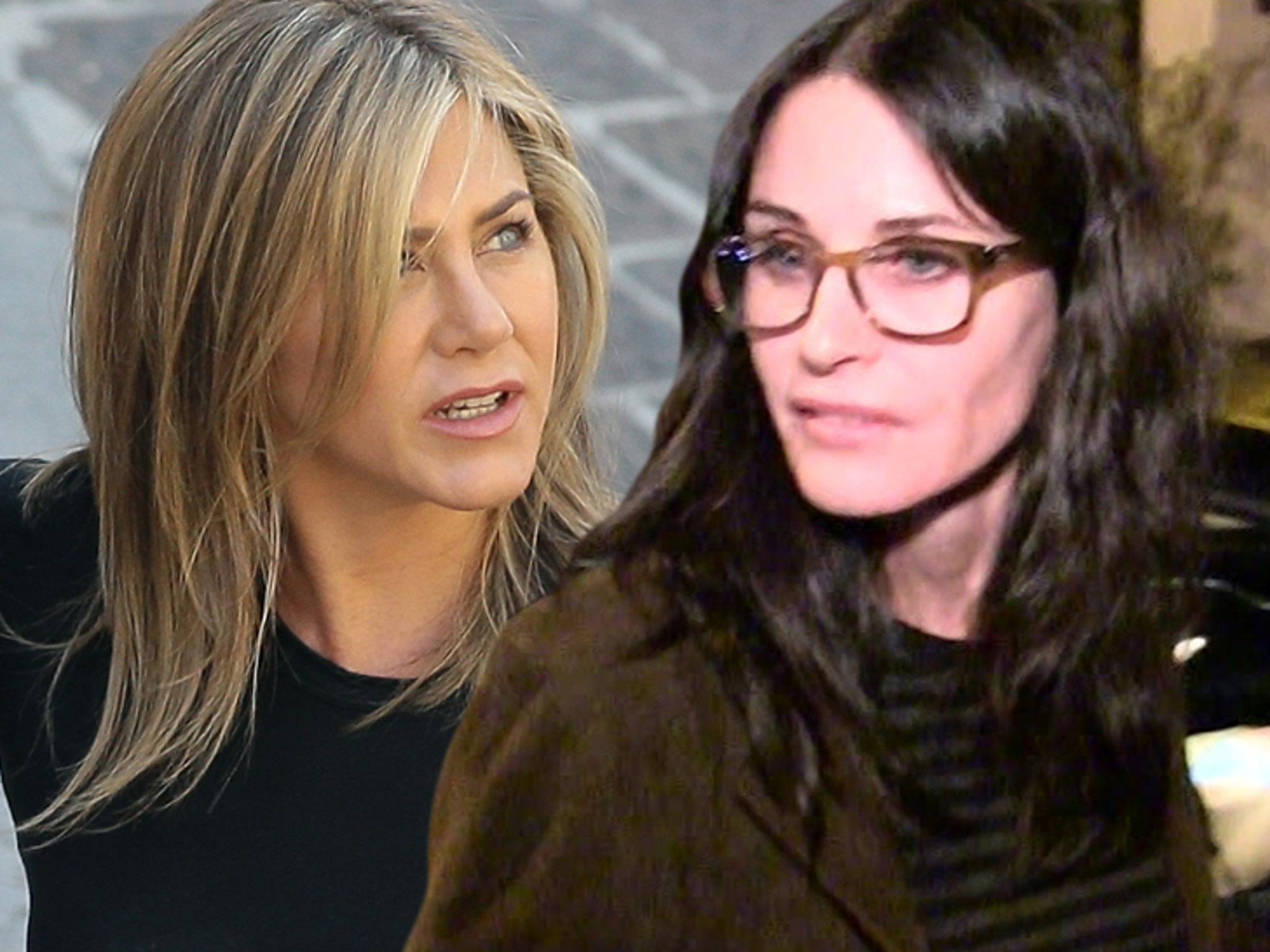 Jennifer Aniston, Courteney Cox Flight to Cabo Makes Emergency Landing