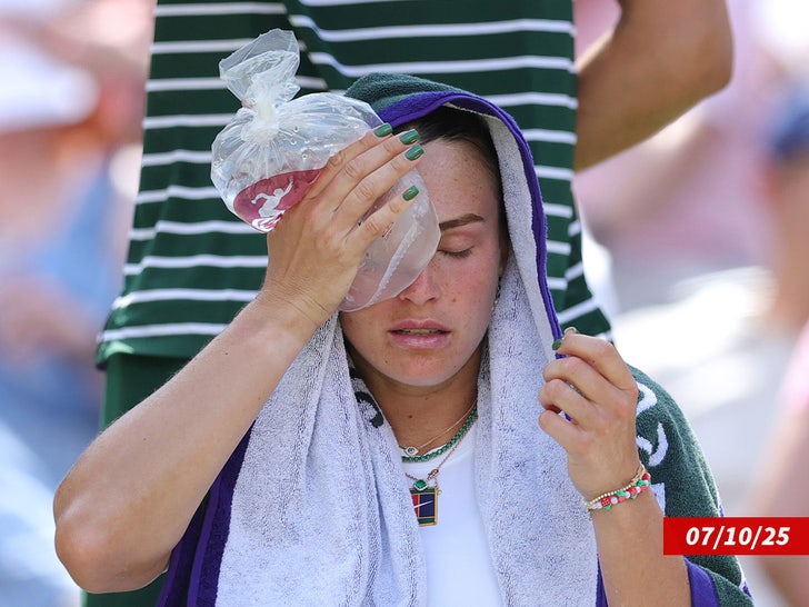 Aryna Sabalenka sub getty swipe 3