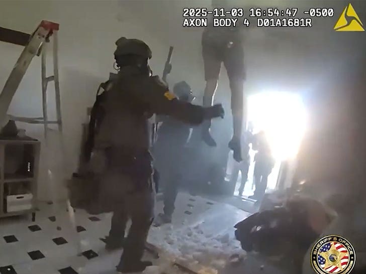 111125_swat_ceiling_hanging