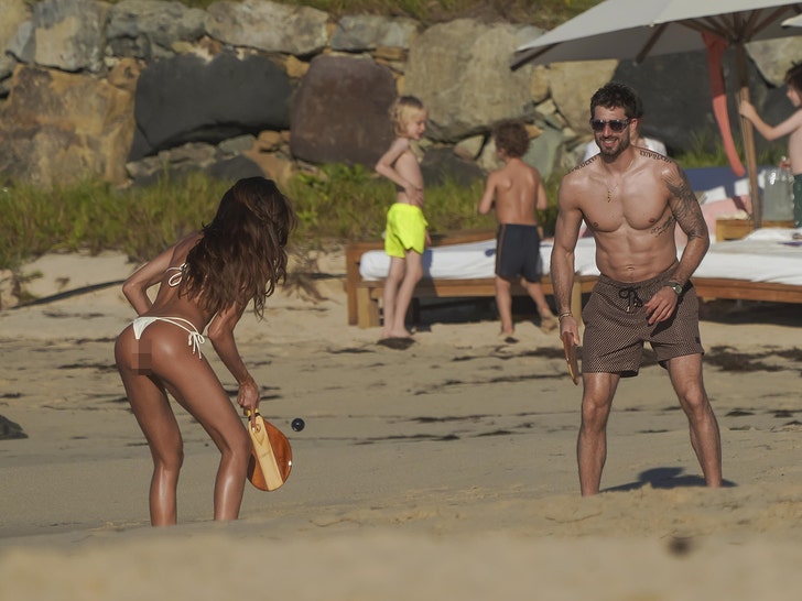 Izabel-Goulart-sub-backgrid-2