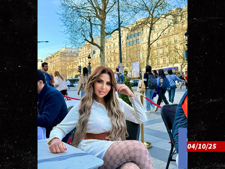 sub-Sarah-Khalifa-ig-1