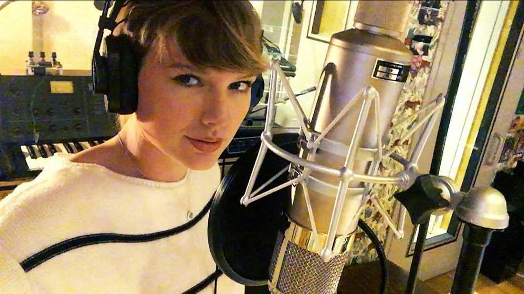 0418 Taylor Swift Music BTS 3