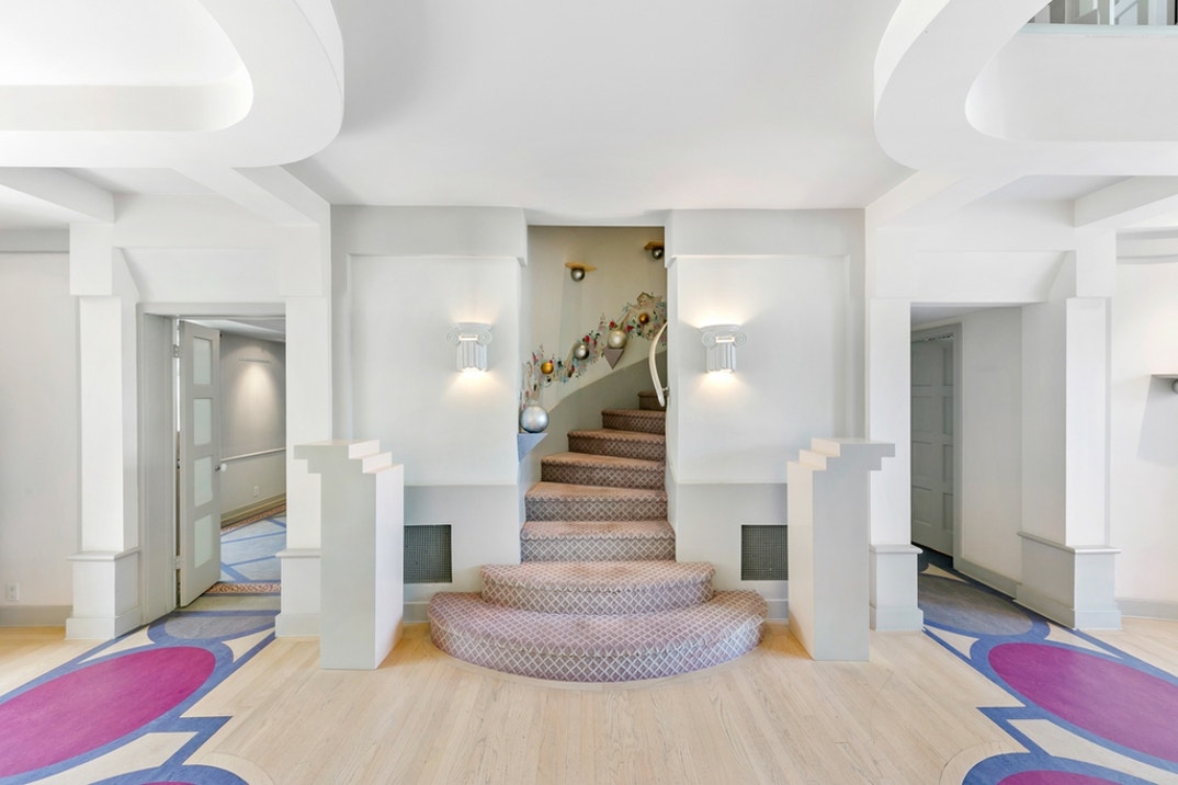 Richard Simmons Home Sale 25