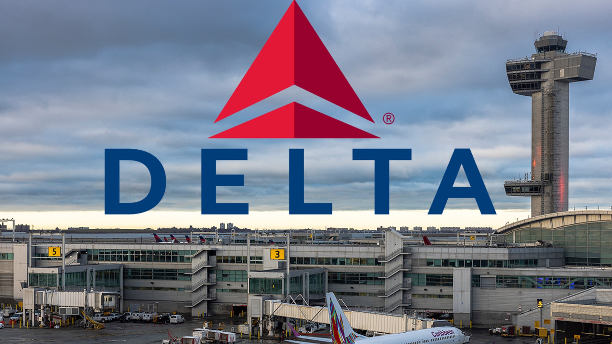 Delta Passenger Uses N-Word While Being Removed From Flight by Police