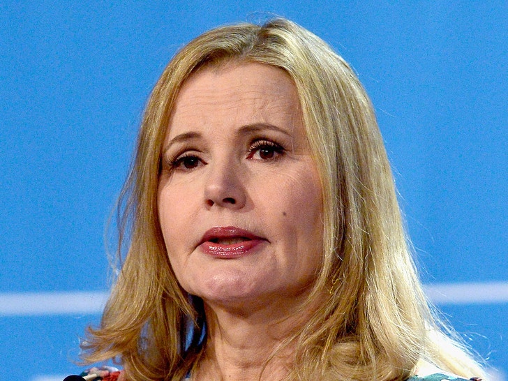 Geena Davis Concedes in Divorce Case She Lied to Oprah about Marriage
