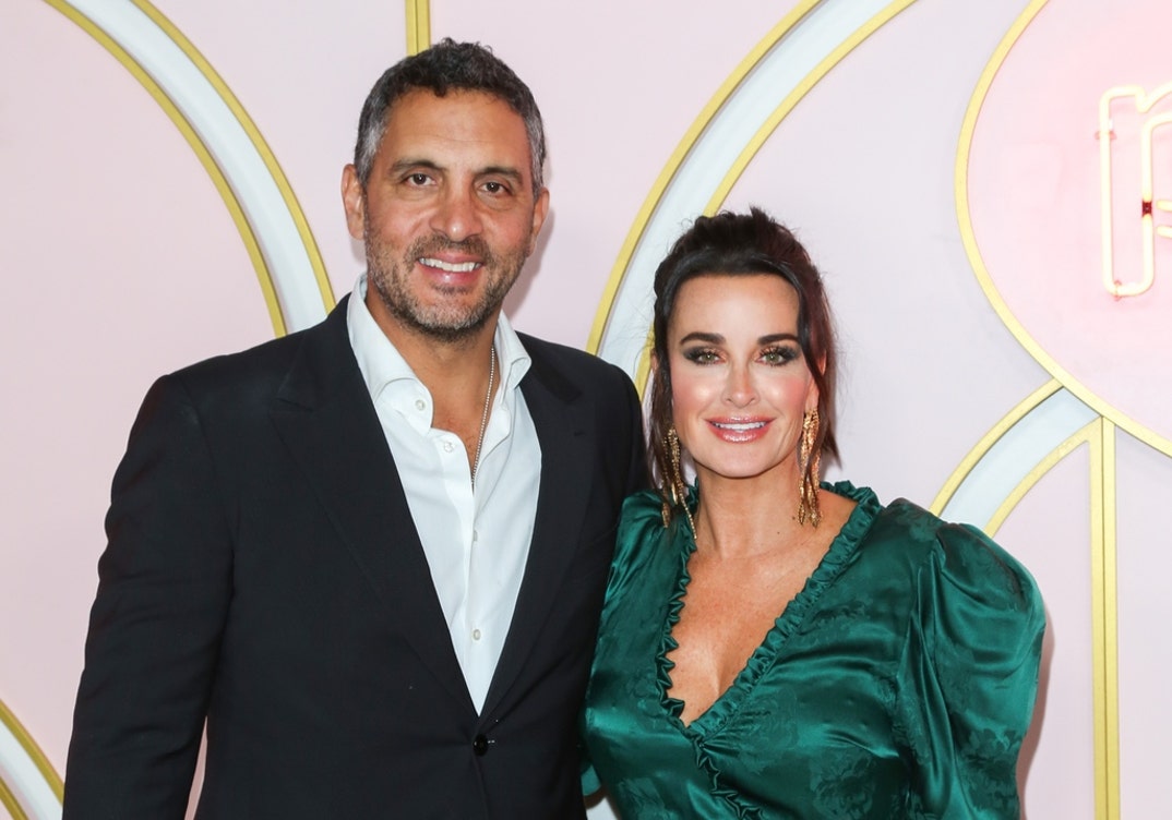 Kyle Richards Mauricio Umansky Together Photos 9