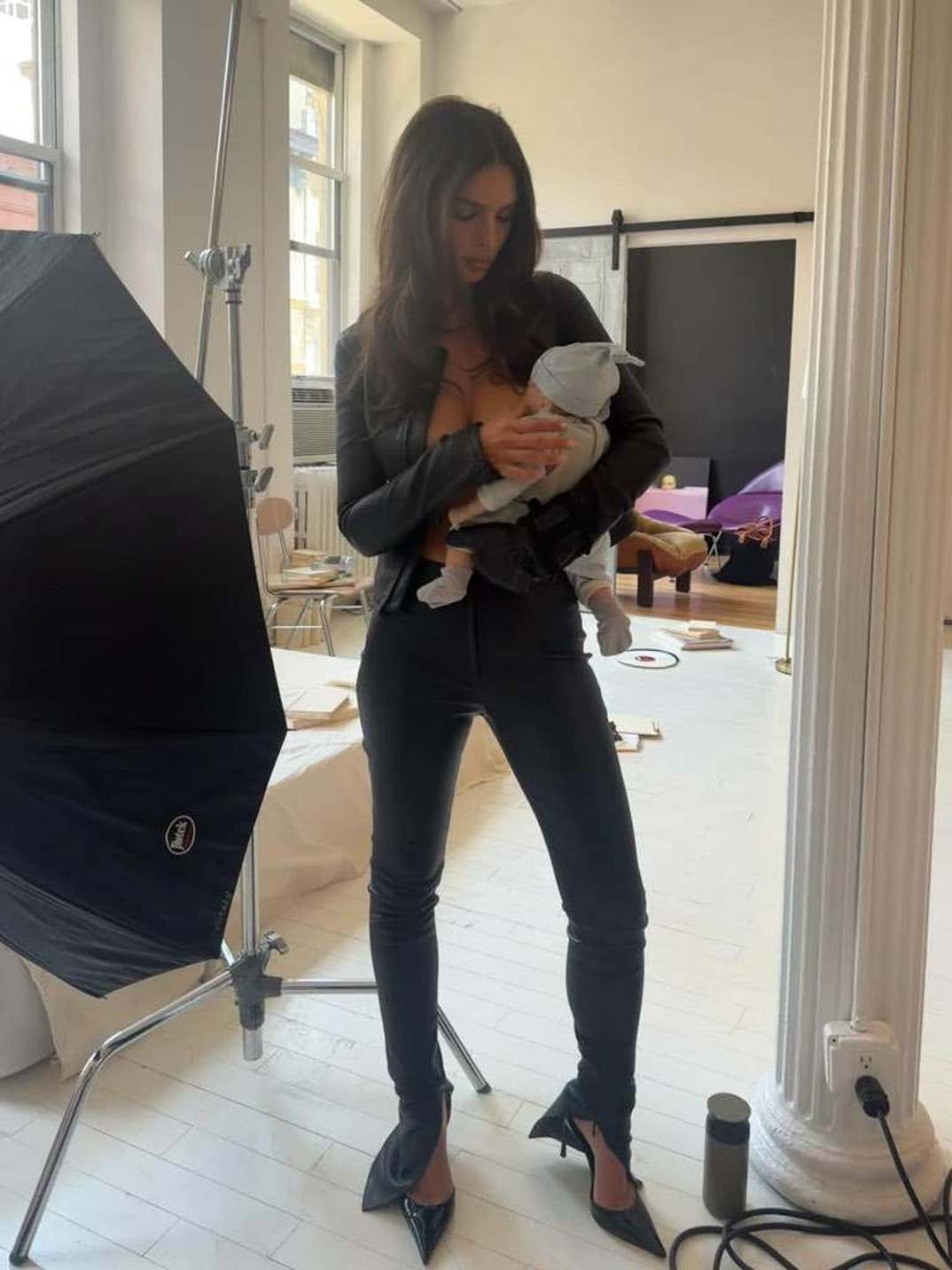 Emily Ratajkowski Topless Photoshoot Breastfeeding 2