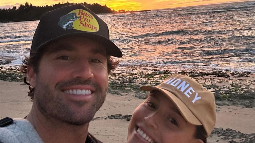 1109-Brody-Jenner-Tia-Blanco-Family-Beach-Vacay-PRIMARY