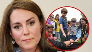 Kate Middleton Should Be Honest with Kids Over Cancer, Psychiatrist Says