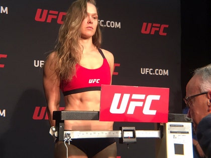 1229_ronda_rousey_weigh_in_Damon-Martin