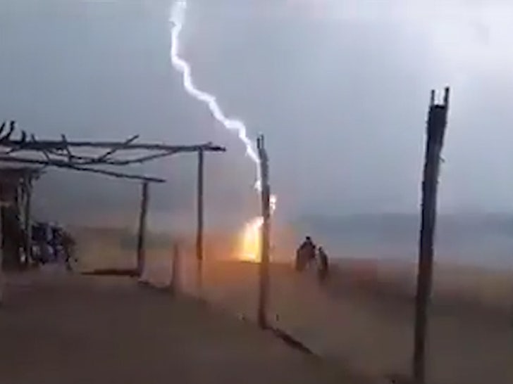 Lightning Strike Kills 2 People On Mexico Beach, Horrifying Video