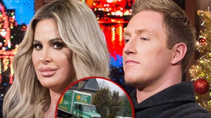 kim and kroy moving truck tmz getty 1