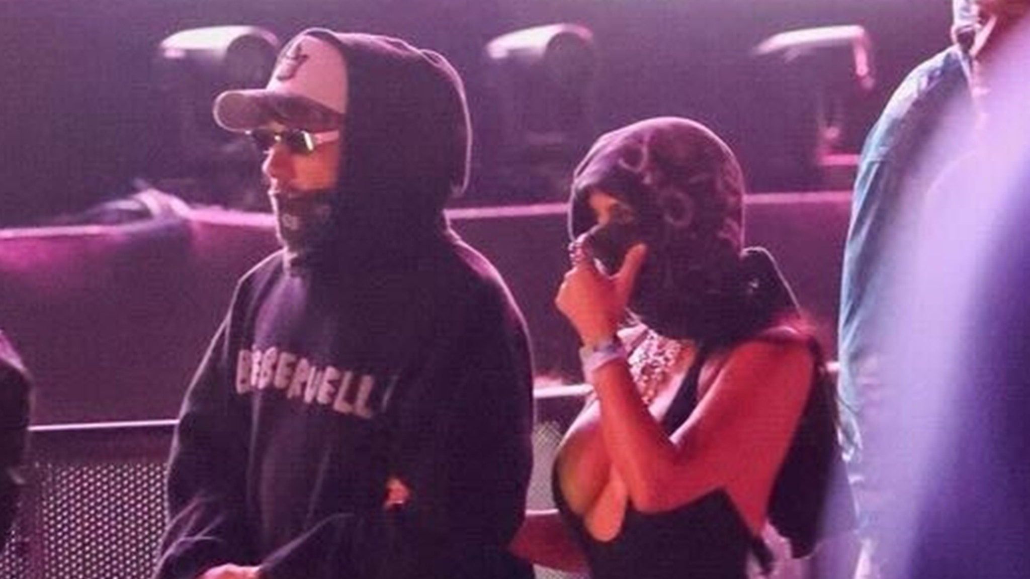 Kim Kardashian en Lewis Hamilton nemen romantiek mee naar Coachella