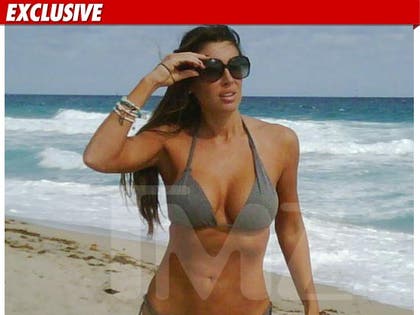 0820_rachel_bikini_EX_TMZ