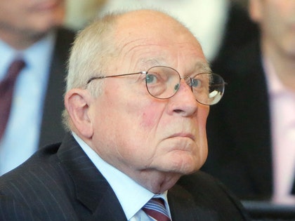 0603-f lee bailey getty-2