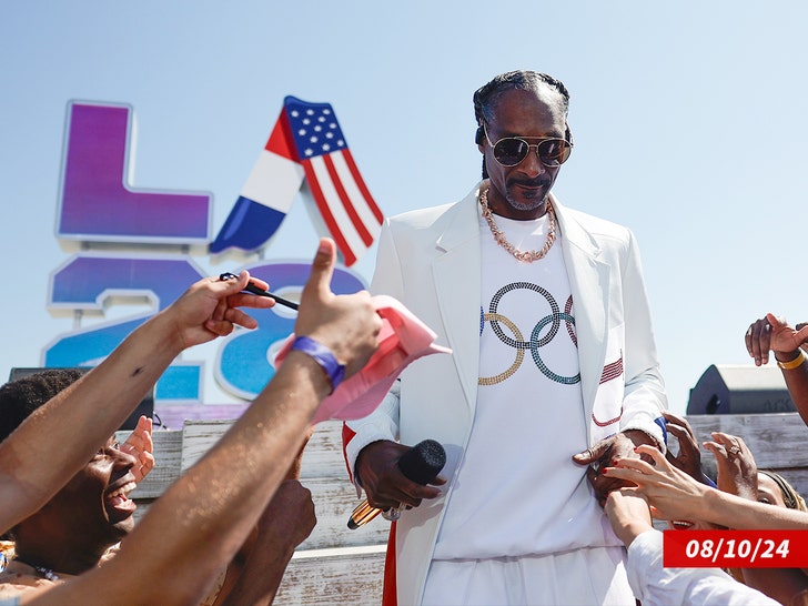 snoop dogg olympics sub getty swipe 3