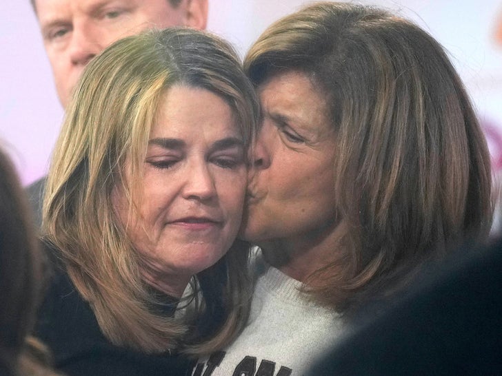 Savannah Guthrie Visits 'Today' Staff