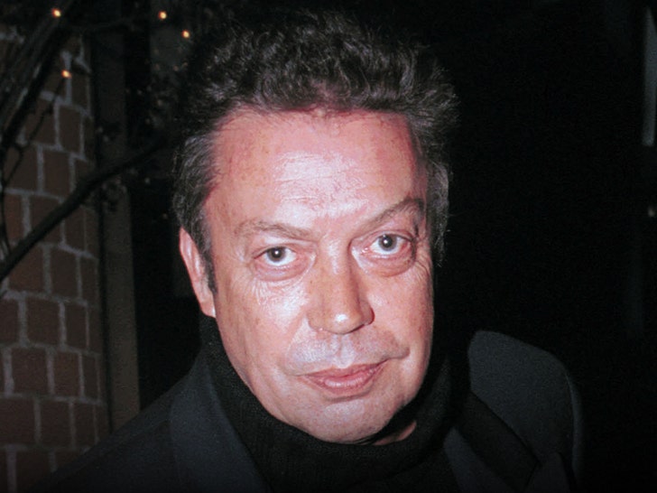 main-tim-curry-getty-1