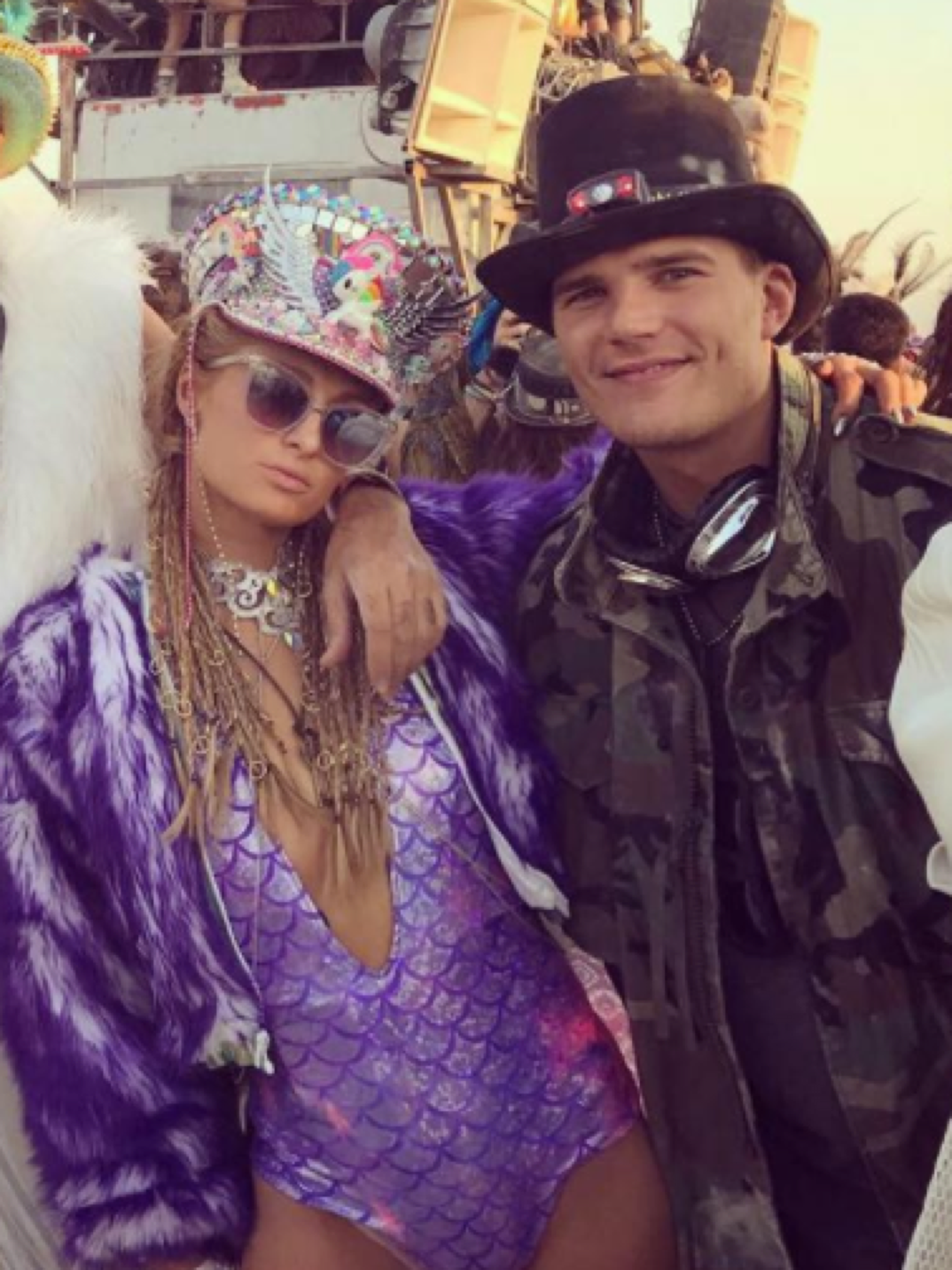 Paris Hilton and Chris Zylka