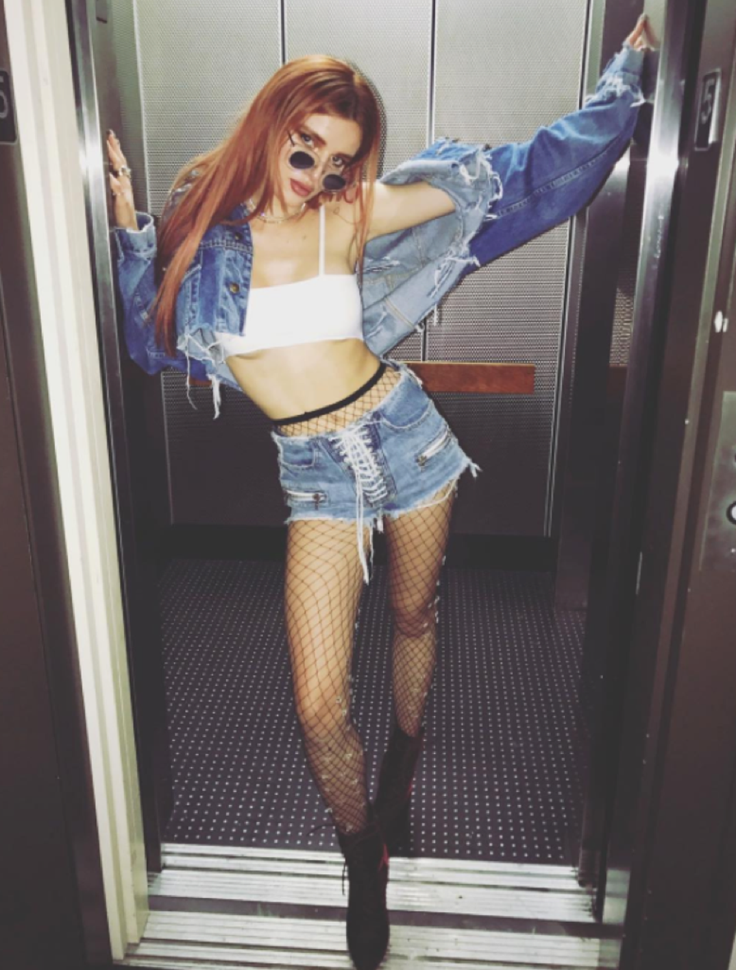bella_thorne_hot_photos03
