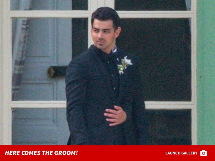 Joe Jonas- Here Comes The Groom!