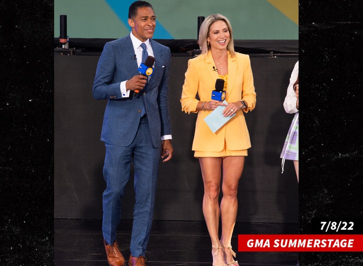 GMA3 alum Amy Robach, 50, shows off her amazing abs in just a
