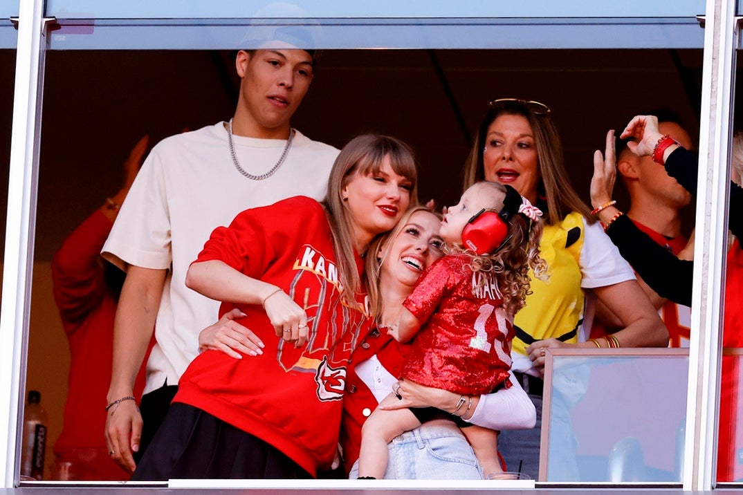 Taylor Swift Brittany Mahomes Celebration Chiefs5