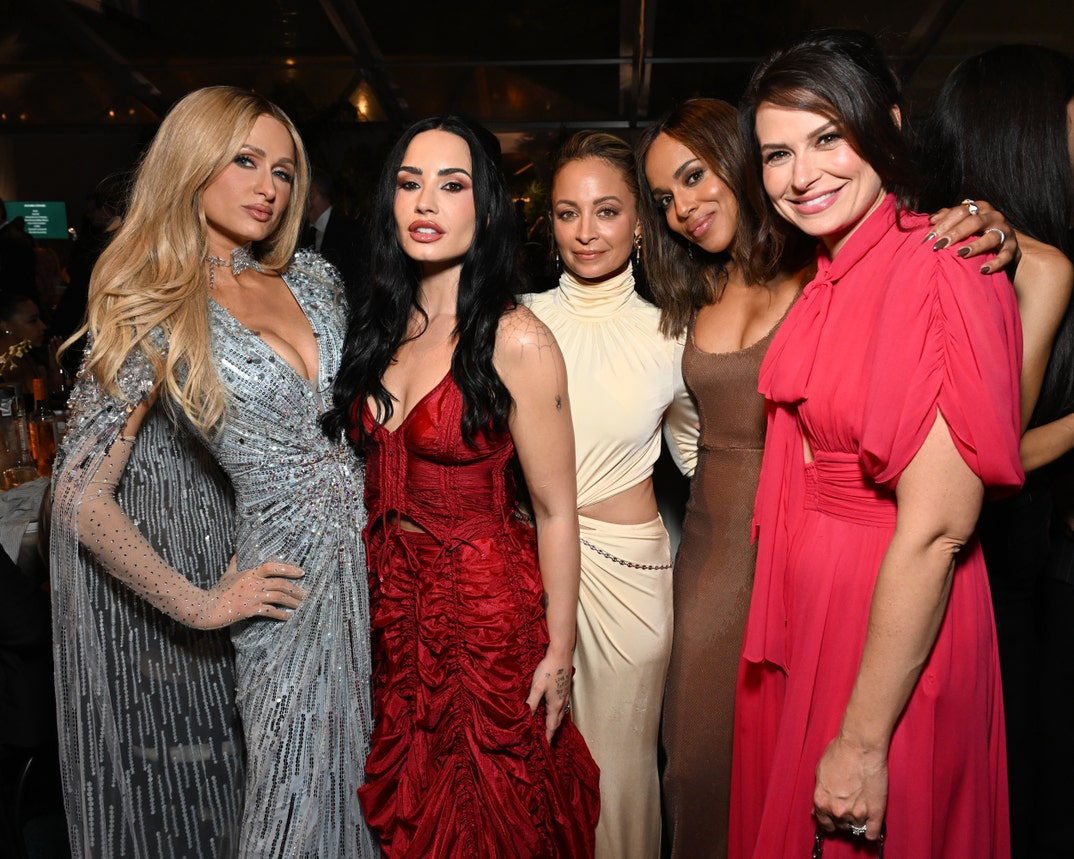 Paris Hilton, Demi Lovato, Nicole Richie, Kerry Washington and Katie Lowes