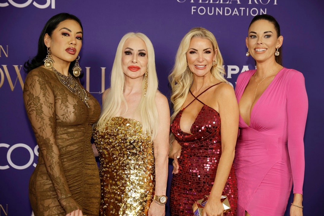 Stars At 4th Annual Snow Ball Gala 7