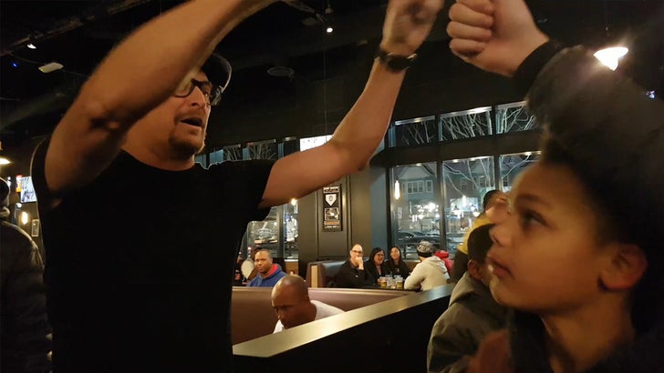 Kid Rock Surprises Youth Basketball Team With Free Hot Cocoa