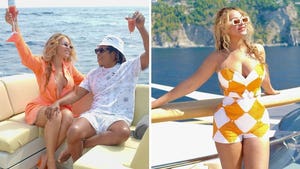 Beyonce's Boatin' Family Photos