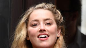 amber heard pregnant