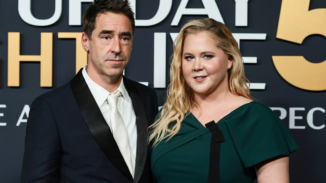 1212-Amy-Schumer-Chris-Fischer-Happier-Times-PRIMARY