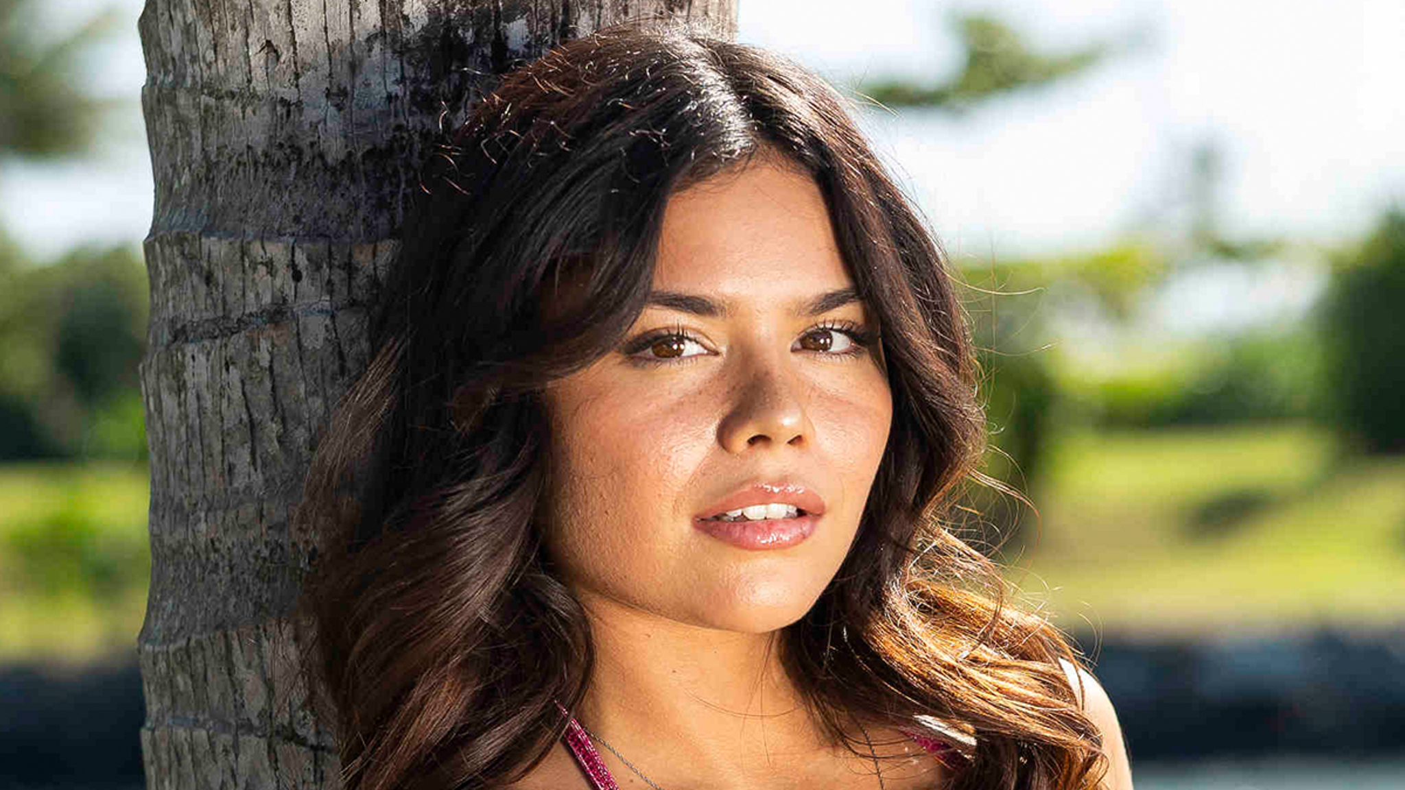 Love Island Star Slammed For Alleged Racial Slur, Dad Says Not So Fast