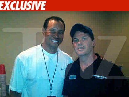0421_tiger_nickelback_EX_TMZ2