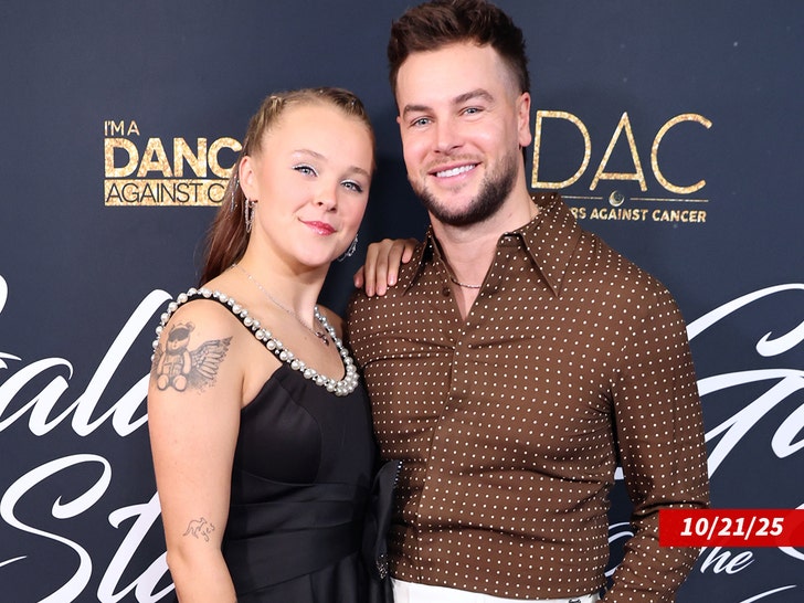 jojo siwa chris hughs getty