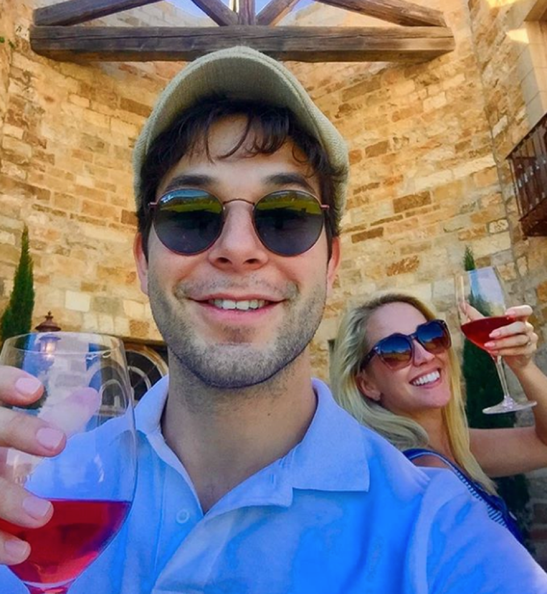 Skylar Astin & Anna Camp