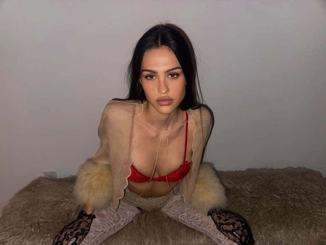 Amelia Gray Hamlin Hot Shots 6