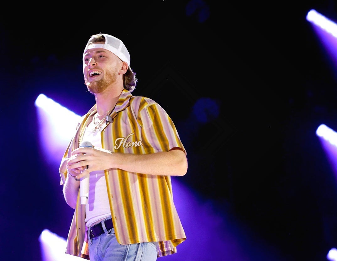 Bailey Zimmerman Performance Pics 4