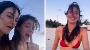 kylie jenner, kendall jenner