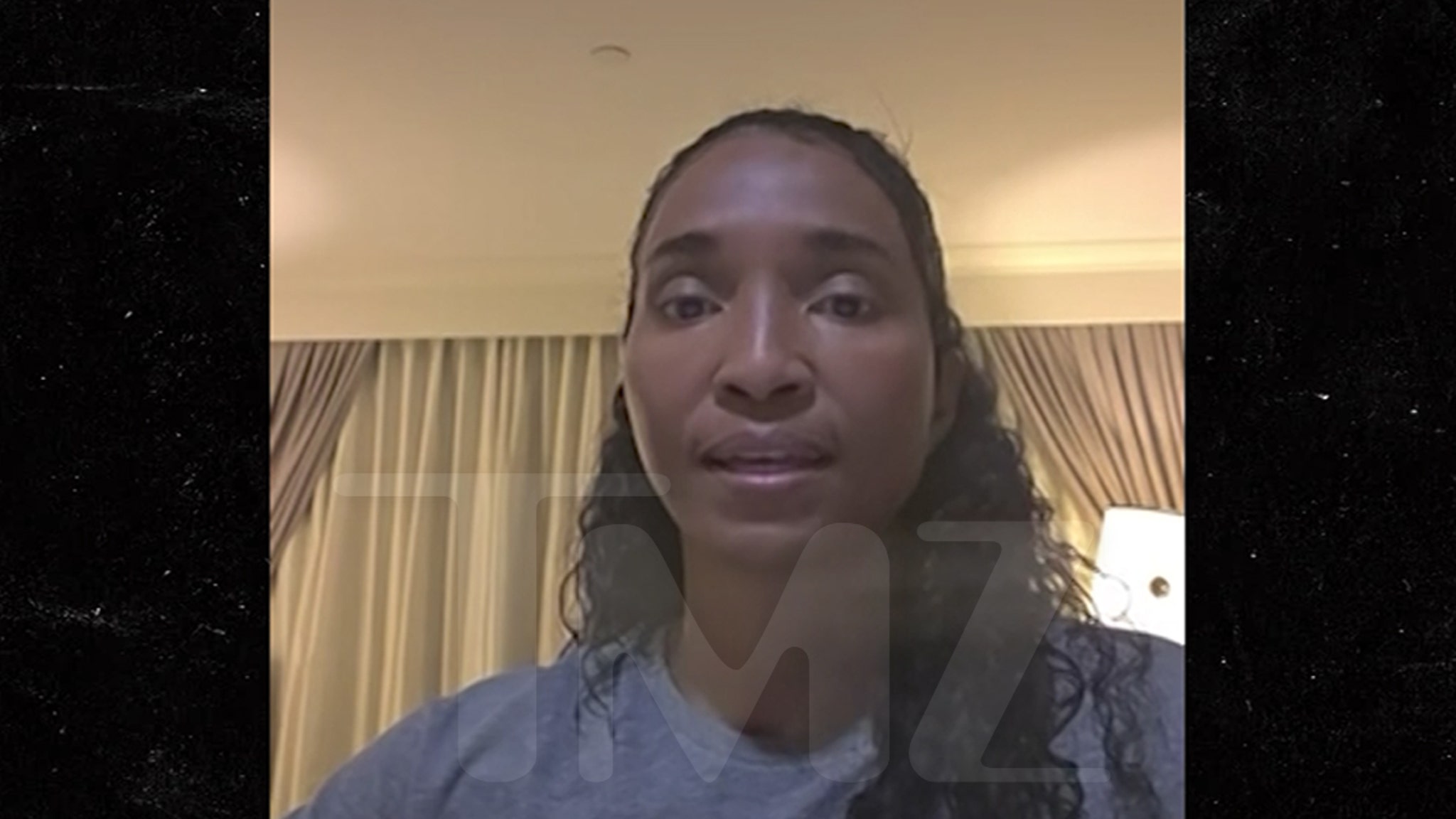 Chilli von TLC sagt, sie habe die Verschwörung von Michelle Obama versehentlich erneut gepostet